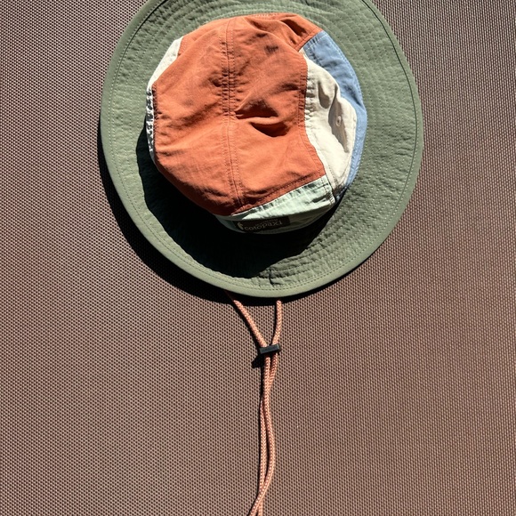Cotopaxi Accessories - Cotopaxi Tech Bucket Hat (One Size Fits All)
